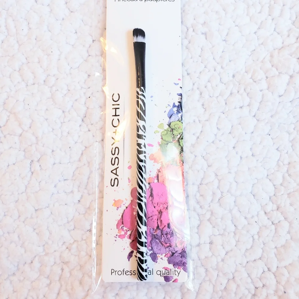 5 Piece Zebra Print Brush Set w Clear Case. NWT.